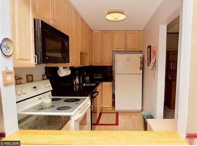 Kitchen with Granite tops