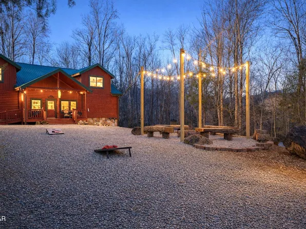 225 Maranatha Way, Cosby, TN 37722