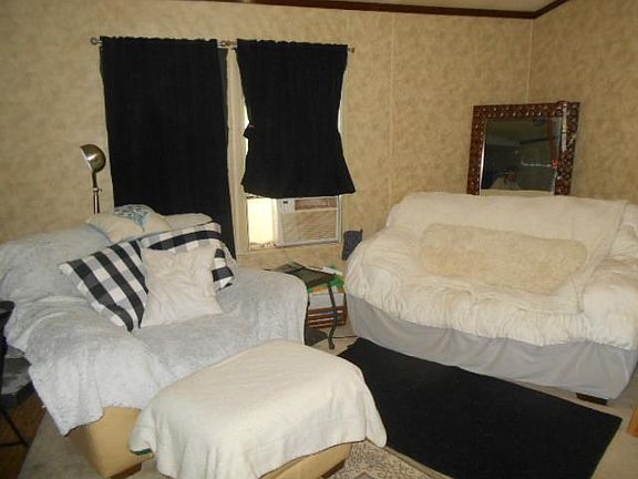 3rd image of 6333 Dove Dr