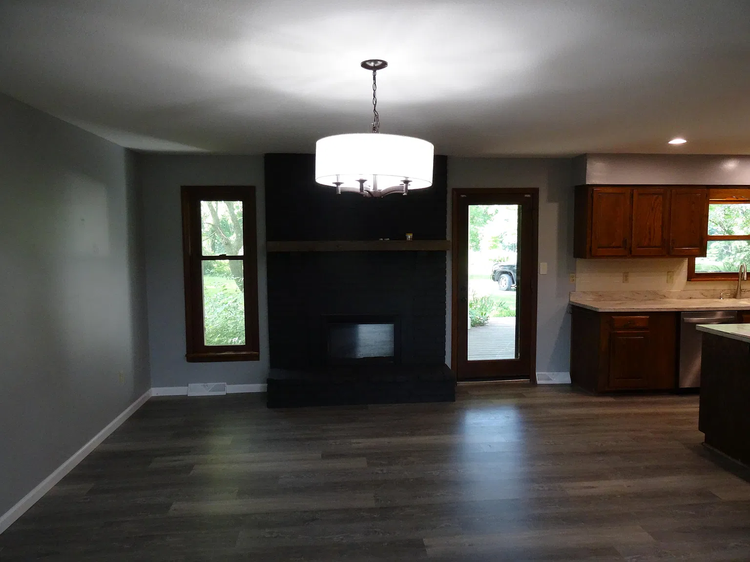 4 bed, 3.0 bath, 2865 sqft, $2,900 — Photo 4