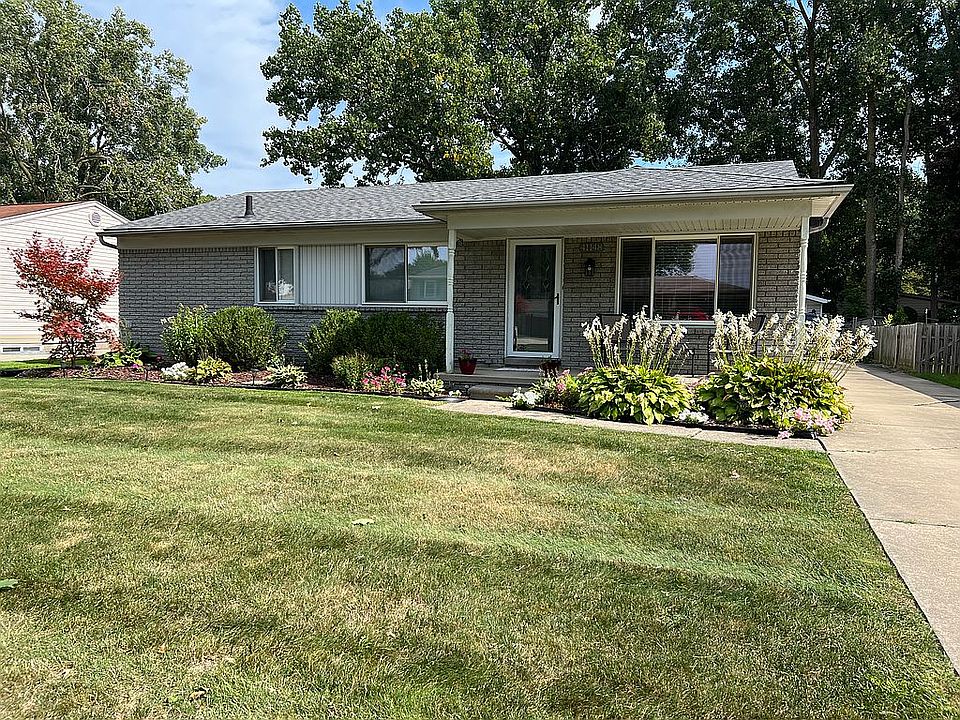 1st image of 41148 Harvard Dr