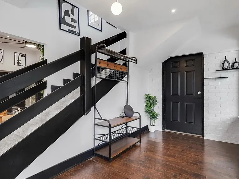 1825 Arundel Dr — Photo 32