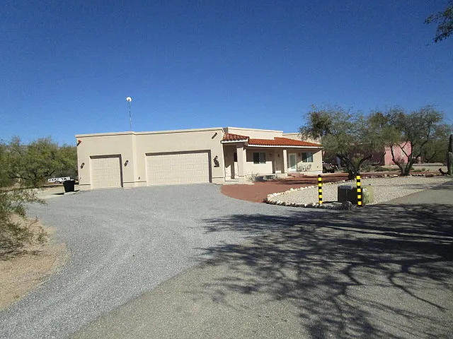 11553 E Tanque Verde Rd — Photo 3