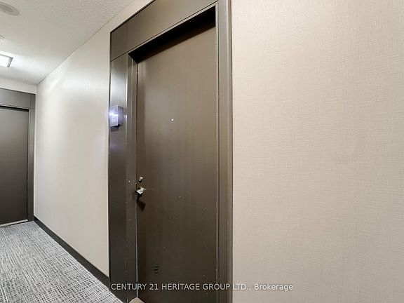 3rd image of 15 Legion Rd #1503