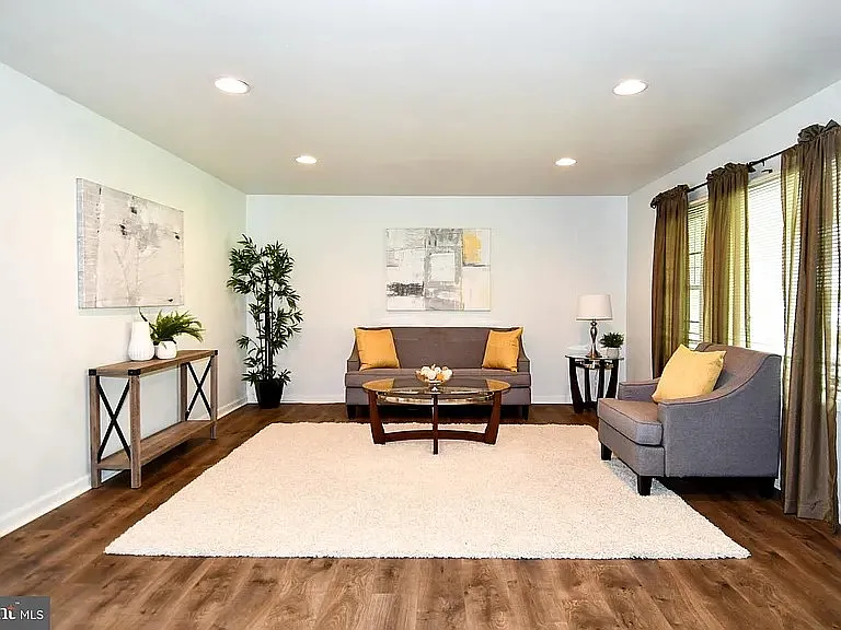 3306 Moreland Pl — Photo 5