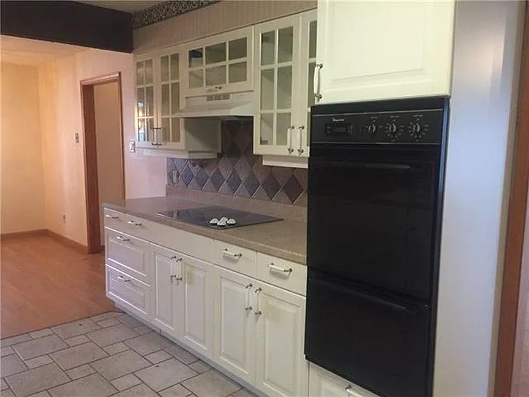 HUGE kitchen