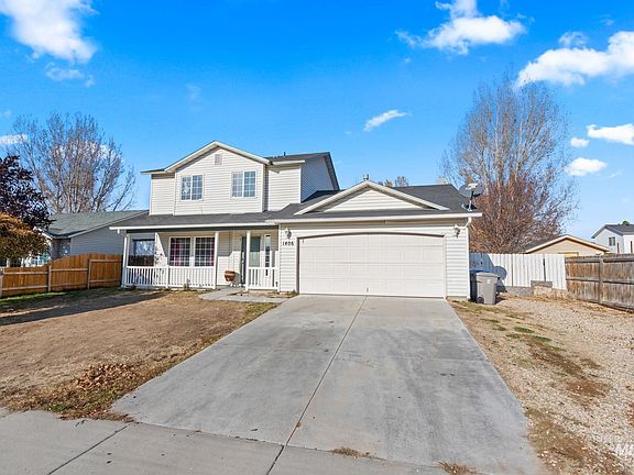 2nd image of 1406 W Blossom Pl