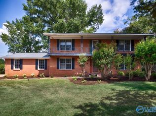 8021 Navios Dr SE, Huntsville, AL 35802