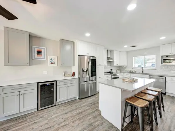 5705 Parkwood Dr, Austin, TX 78735