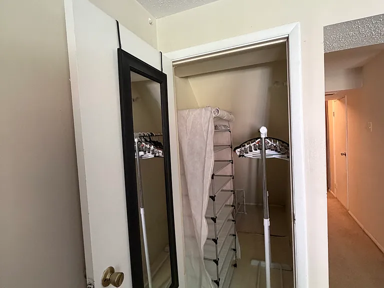 Heatherway Ct — Photo 8