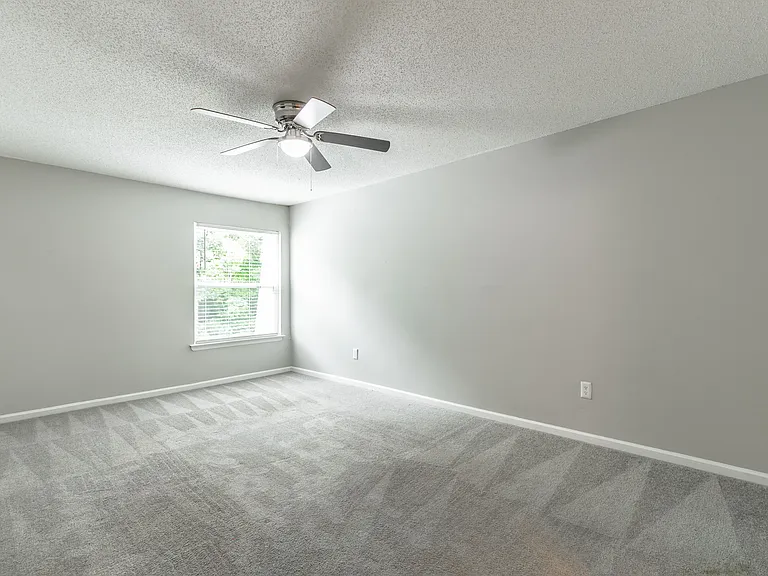 East Ridge Flats and Townhomes — Photo 30