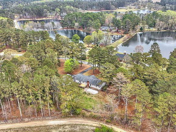 3rd image of 353 Little Creek Dr