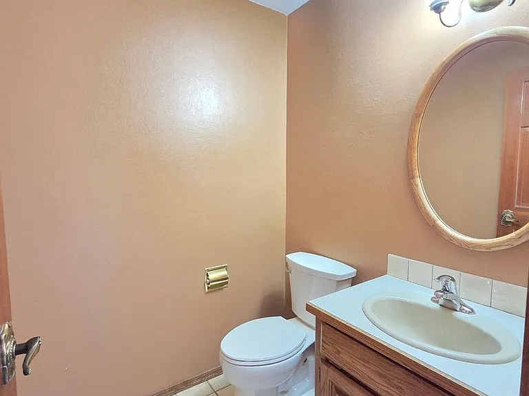 7706 E Woodview Dr — Photo 16
