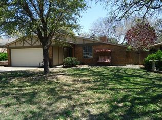 4915 Sagebrush Ct, Arlington, TX 76017