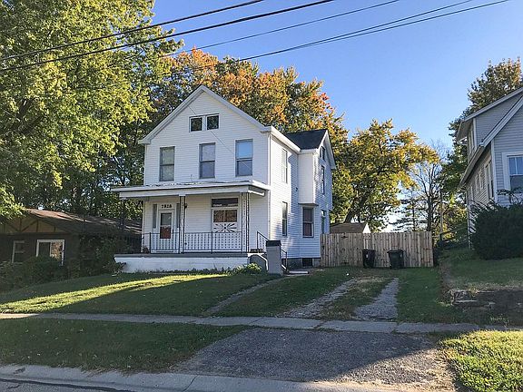 Updated front w/ Privacy fence