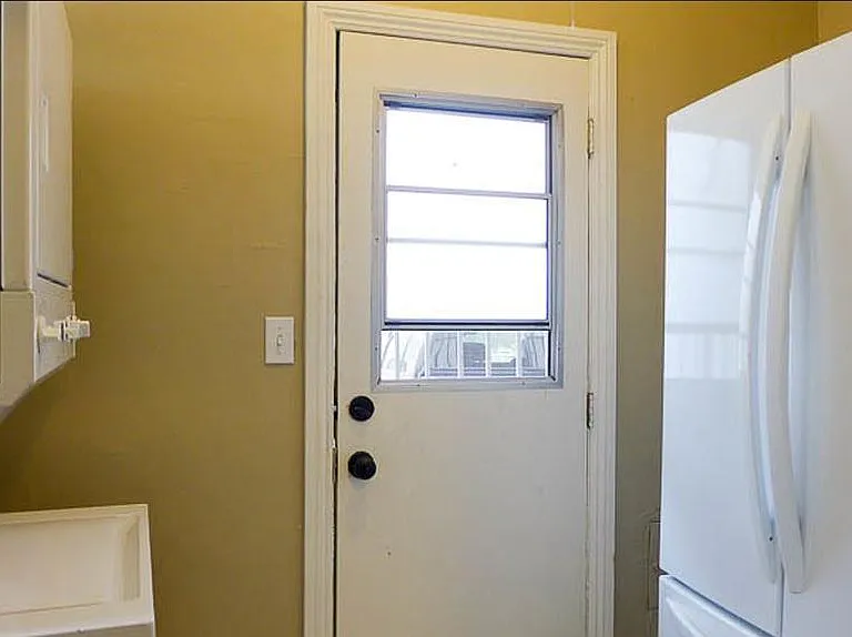 1140 Arapahoe St — Photo 10