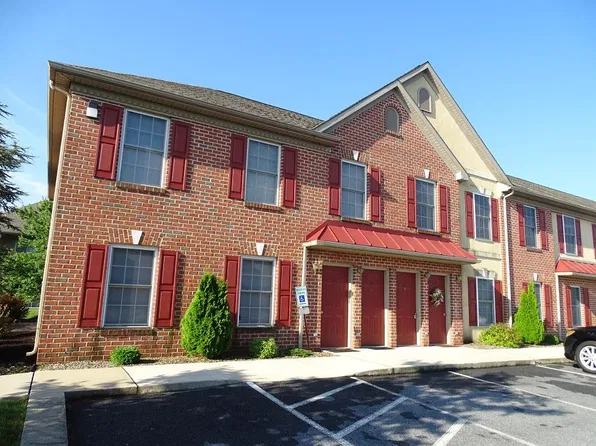 1308 Martin Ave, Ephrata, PA 17522