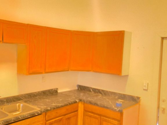2nd image of 506 Spring St