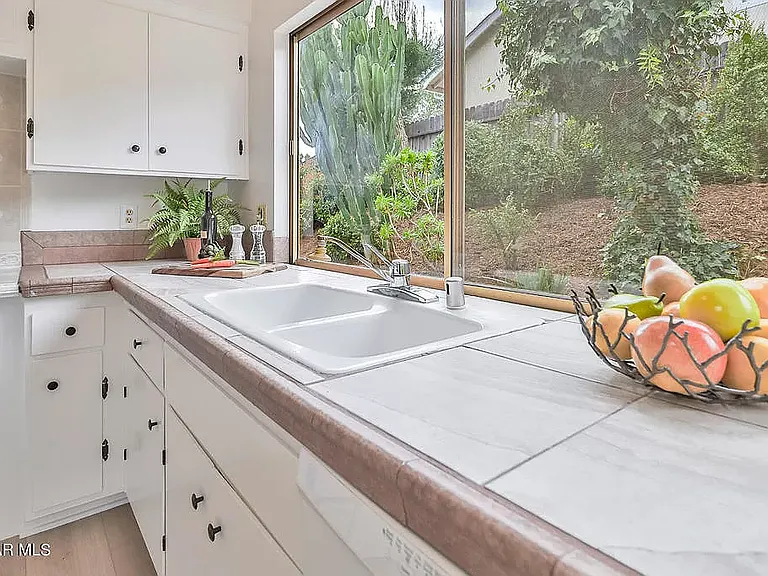 3245 W Felton St — Photo 6