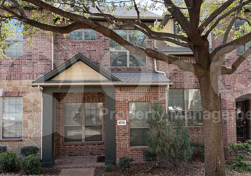 1st image of 4233 Swan Forest Dr APT C