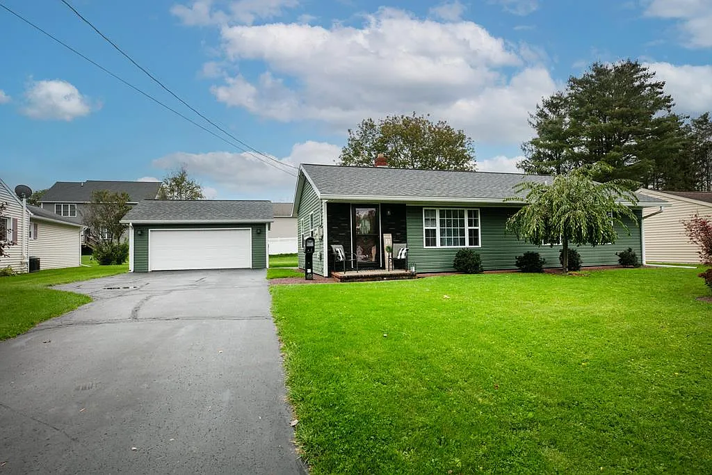 515 Highland Ave photo 1