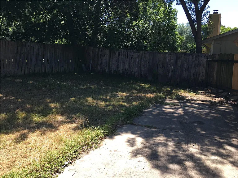 7307 Ferndale Cir — Photo 29