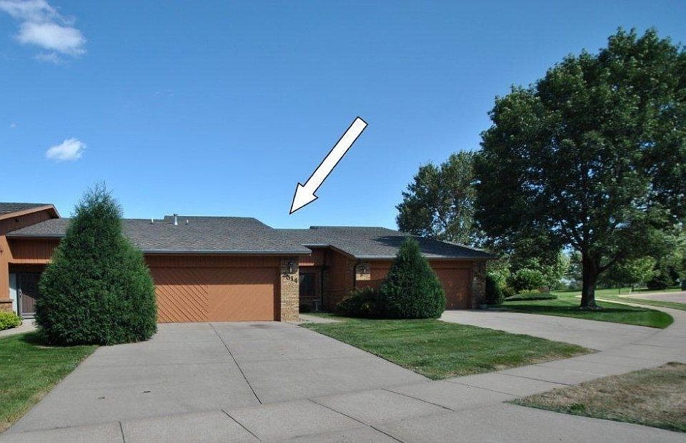 For Sale: 2514 Mulberry Street, Yankton, SD 57078