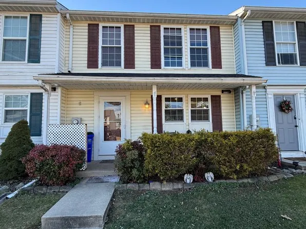 1531 Iris Ct, Hagerstown, MD 21740