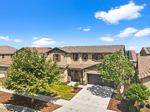 3rd image of 1737 Cranbrook Ct
