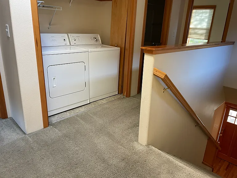Laundry alcove with washer and dryer