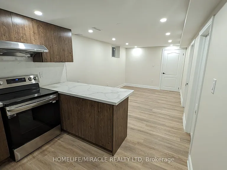 163 Whitfield Ave — Photo 3