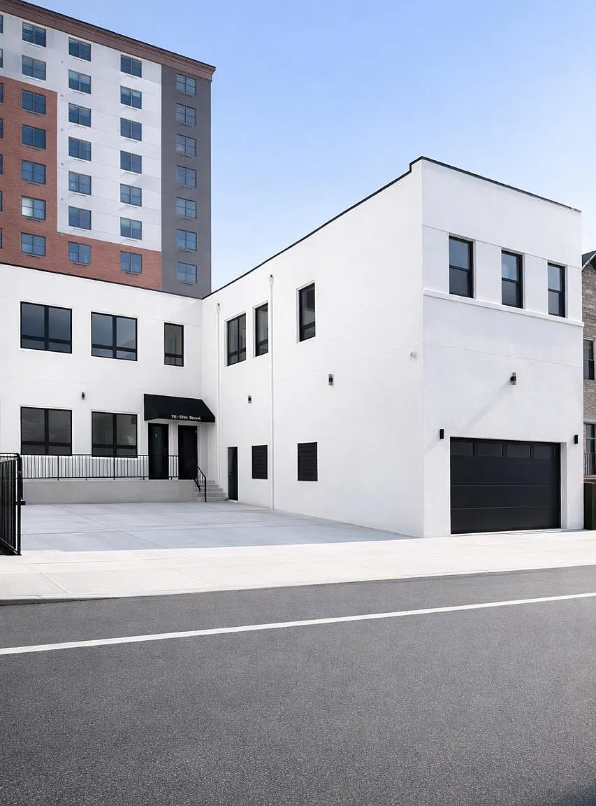 2 bed, 1.0 bath, $3,800 — Photo 1