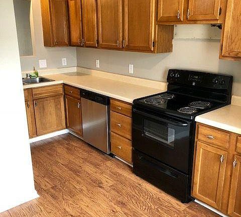 5th image of 108 Lakeview Dr