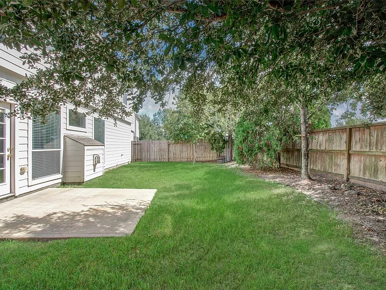 19107 Dawntreader Dr — Photo 44