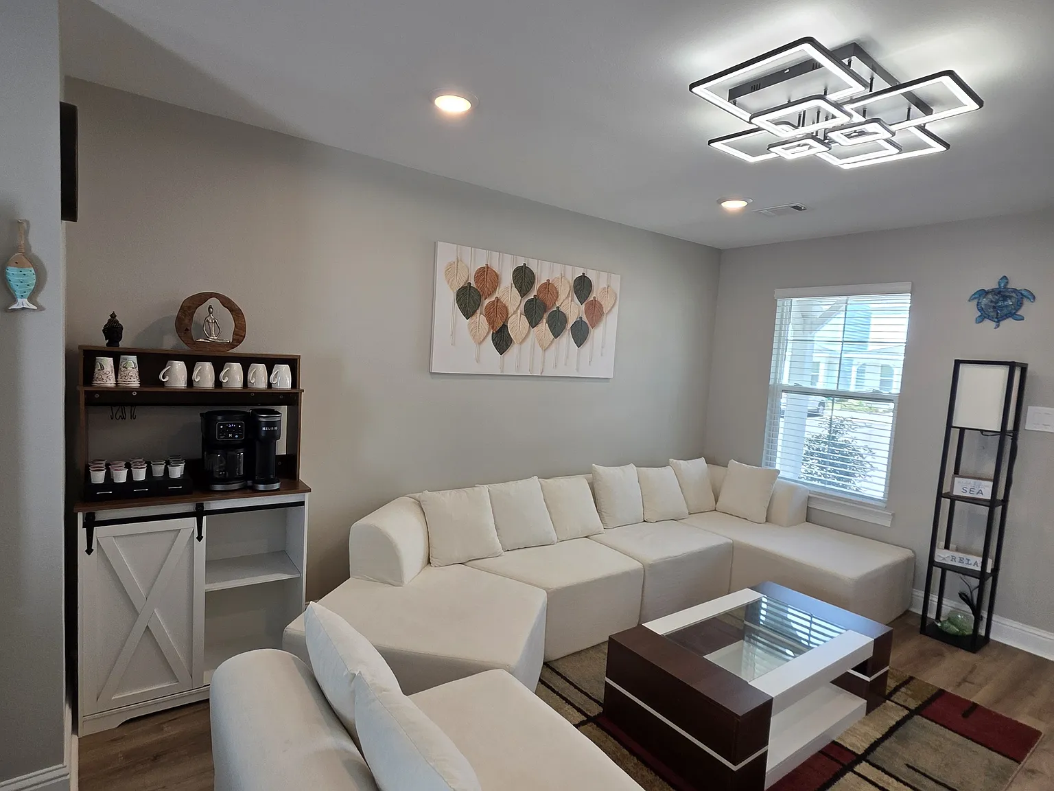 3 bed, 1.5 bath, 1000 sqft, $2,350 — Photo 4