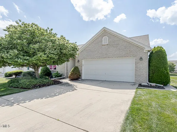 26395 E Wexford Dr, Perrysburg, OH 43551