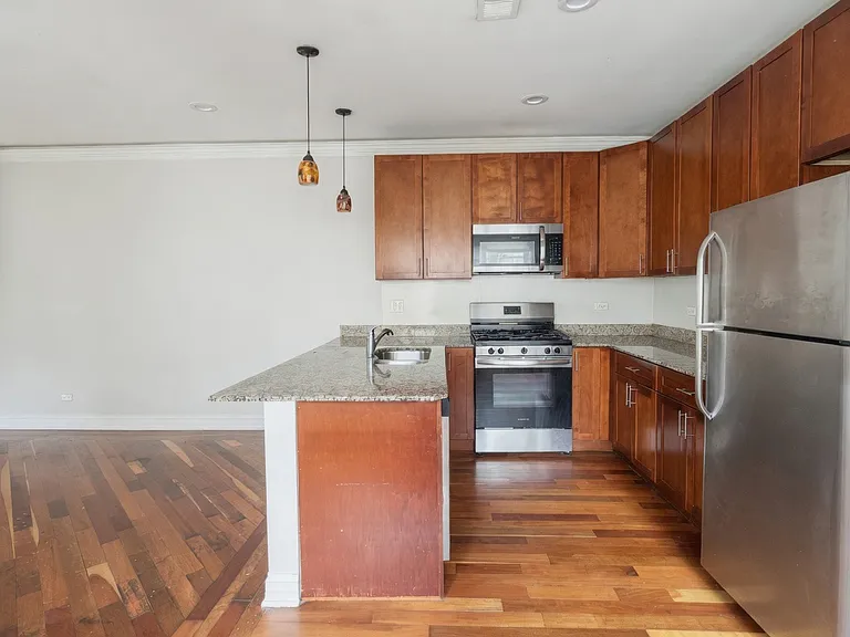 2037 W Touhy Ave #2 — Photo 1