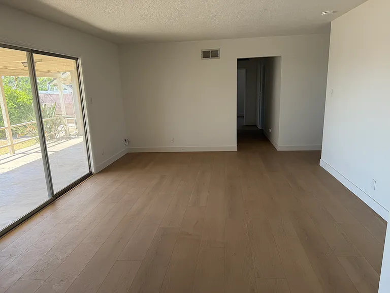 5372 Golondrina Dr — Photo 4