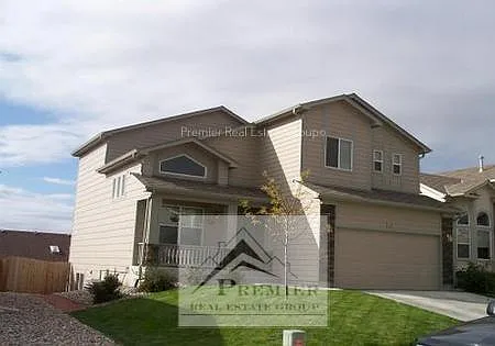 7067 Hillock Dr Photo 1