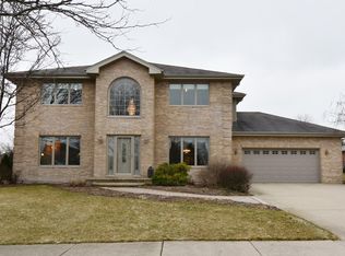10505 Sharon Ln, Mokena, IL 60448