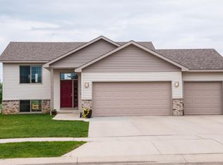 3562 44th Ave NW, Rochester, MN 55901