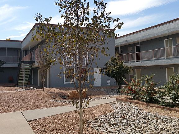 2nd image of 4901 San Mateo Ln NE APT 28