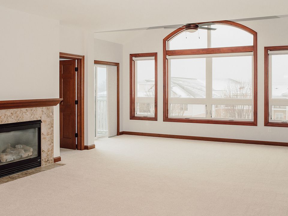 Open concept & vaulted ceilings in the quiet top floor unit