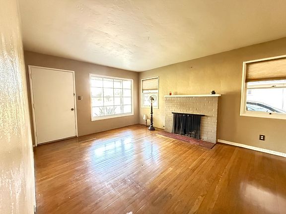 3rd image of 2029 S Church St
