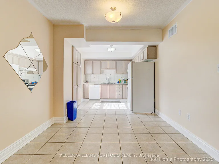 366 Old Harwood Ave — Photo 12