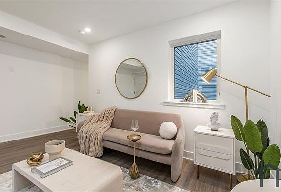 2nd image of 1512 N 26th St #3