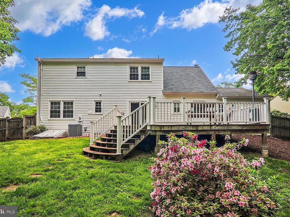 2nd image of 8002 Log Cabin Ct
