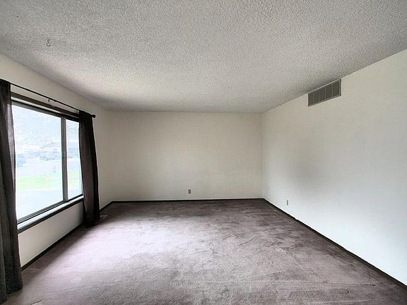 4th image of 12040 W Florida Dr