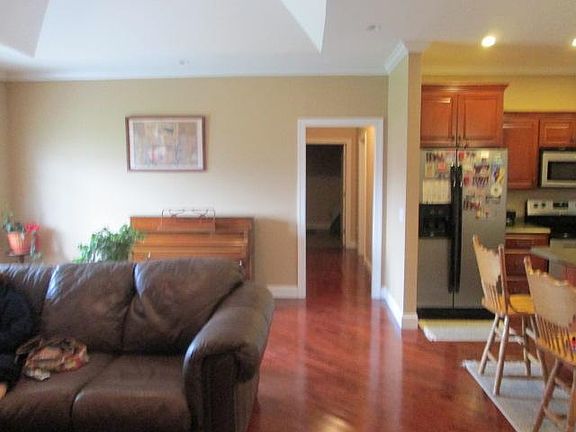 3rd image of 260 Esor Cir