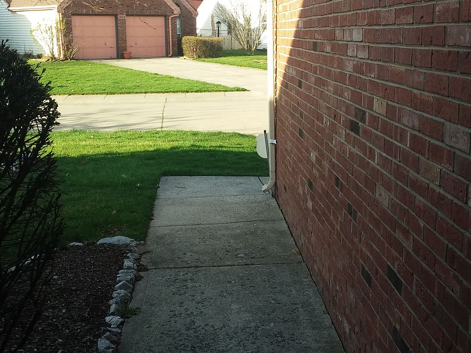2nd image of 3691 Smallwood Ln E